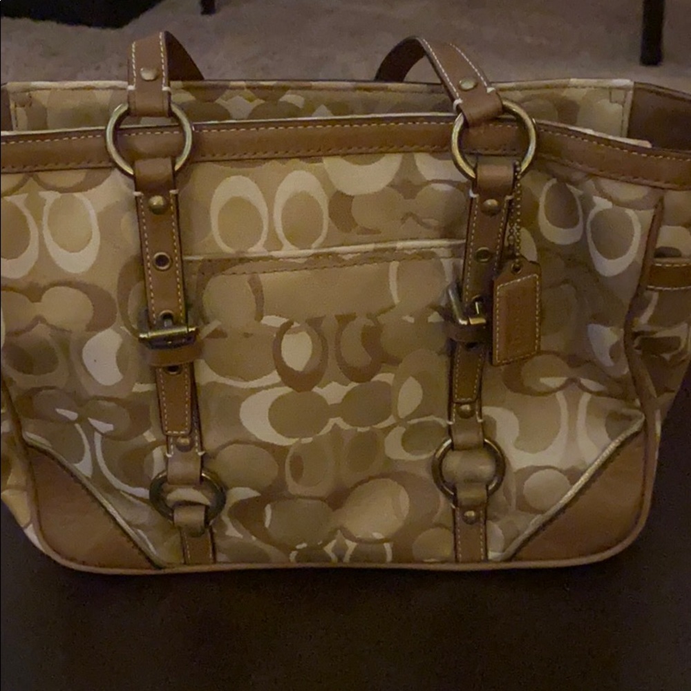 Coach Signature Purse